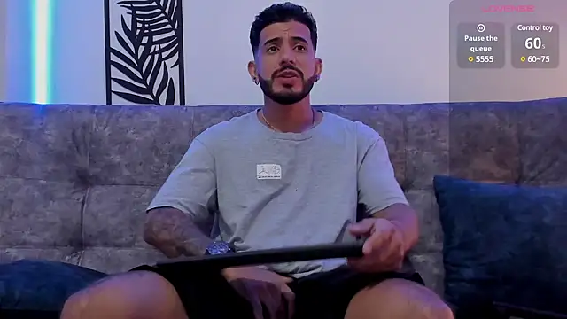 Snapshot of Bruno_Mattos chatting on 25, 1, 2025 Bruno Mattos online show from 25, 1, 2025