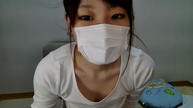 Snapshot of hi---chan- chatting on 15, 2, 2025 hi---chan- online show from 15, 2, 2025
