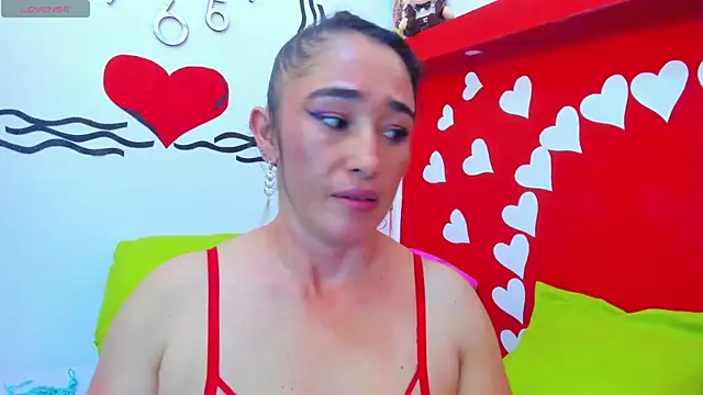 charlotte-11 online show from 20, 3, 2025