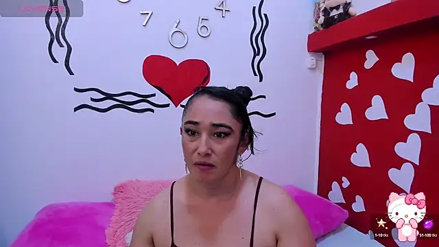 charlotte-11 online show from 22, 3, 2025