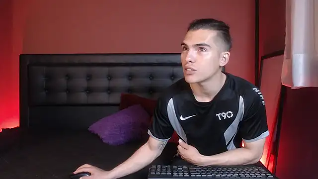  Tattoo Couple online show from 25, 2, 2025