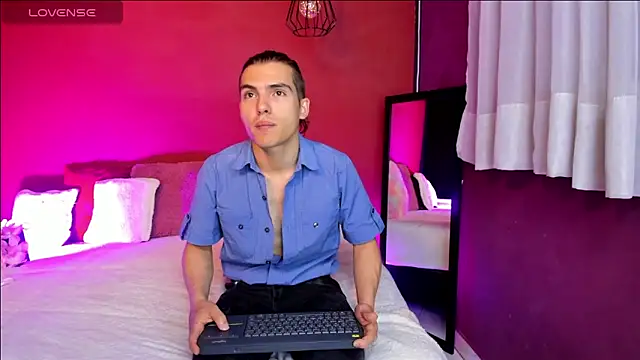  Tattoo Couple online show from 11, 11, 2025