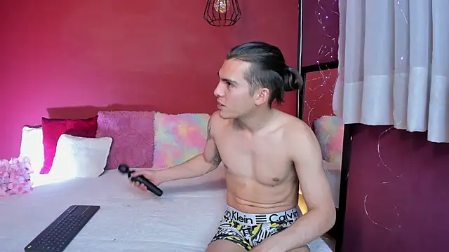  Tattoo Couple online show from 15, 11, 2025