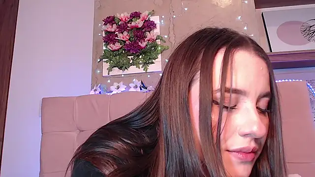 Snapshot of Linaa_morris chatting on 10, 12, 2024 Linaa morris online show from 10, 12, 2024