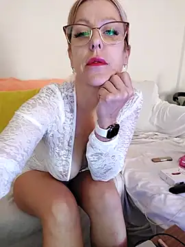 blondyruby online show from 22, 12, 2025