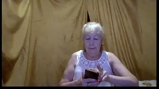  Estelitta 5 online show from 14, 2, 2026