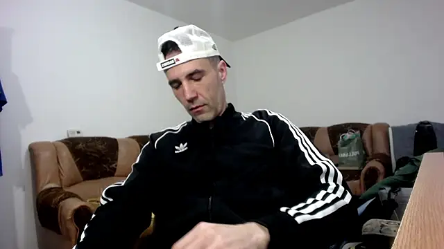 I like older menn online show from 13, 2, 2026