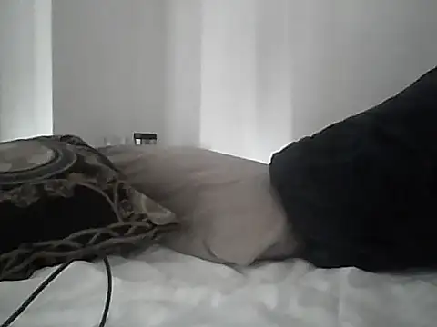 Skater29xx2 online show from 30, 9, 2025