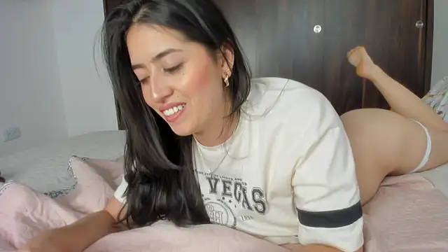 Snapshot of ChanellGV chatting on 3, 2, 2025 ChanellGV online show from 3, 2, 2025