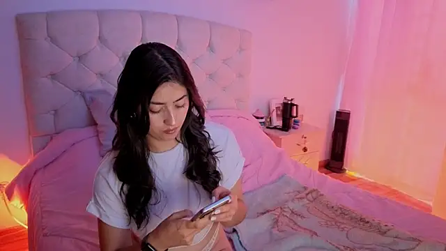 Snapshot of ChanellGV chatting on 22, 10, 2025 ChanellGV online show from 22, 10, 2025