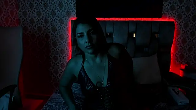 Snapshot of pervert_milf04 chatting on 11, 1, 2025 pervert milf04 online show from 11, 1, 2025