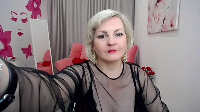 Snapshot of BlondeBrilliant7 chatting on 16, 12, 2024 BlondeBrilliant7 online show from 16, 12, 2024