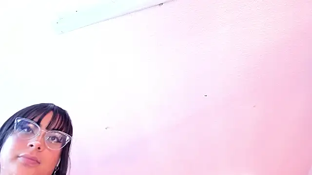 Snapshot of Red_lady chatting on 23, 1, 2025 Red lady online show from 23, 1, 2025