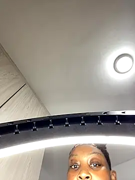 Snapshot of MsWhiteChocolatte chatting on 16, 11, 2025 MsWhiteChocolatte online show from 16, 11, 2025