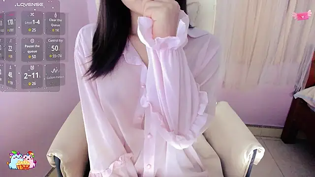   18Angel   online show from 18, 2, 2025