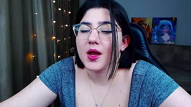 Crazy Bunya online show from 6, 1, 2025