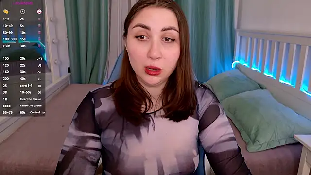 Snapshot of WinryRoss chatting on 2, 12, 2024 WinryRoss online show from 2, 12, 2024