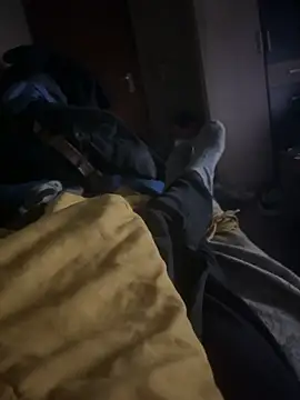 Snapshot of FreshWonder0 chatting on 14, 12, 2025 FreshWonder0 online show from 14, 12, 2025