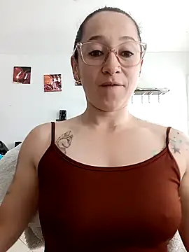 emilypoppy3 online show from 11, 4, 2026