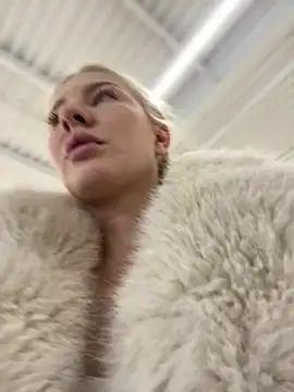 Snapshot of NewLale chatting on 16, 3, 2025 NewLale online show from 16, 3, 2025