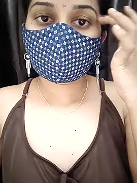 Snapshot of Angleannie chatting on 19, 11, 2025 Angleannie online show from 19, 11, 2025