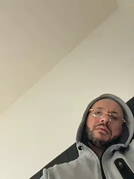 Snapshot of Guitccch chatting on 21, 2, 2026 Guitccch online show from 21, 2, 2026