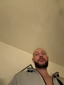 Guitccch online show from 8, 3, 2026