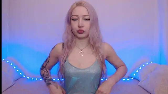 Snapshot of Emily_hardcore chatting on 27, 10, 2025 Emily hardcore online show from 27, 10, 2025