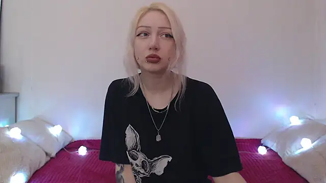 Emily hardcore online show from 6, 7, 2026