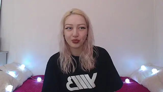 Emily hardcore online show from 16, 7, 2026