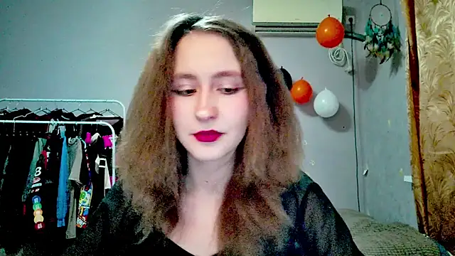 JoannaTompson online show from 19, 11, 2025