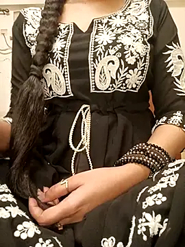 Snapshot of Ruchi-34 chatting on 3, 7, 2026 Ruchi-34 online show from 3, 7, 2026
