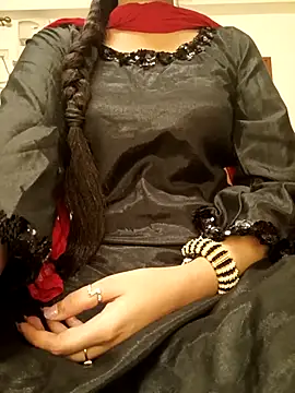 Snapshot of Ruchi-34 chatting on 4, 7, 2026 Ruchi-34 online show from 4, 7, 2026