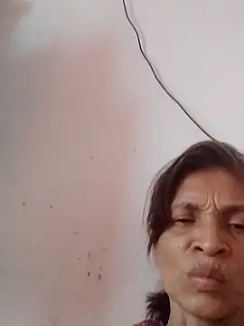 Snapshot of soltrinidad chatting on 2, 11, 2025 soltrinidad online show from 2, 11, 2025