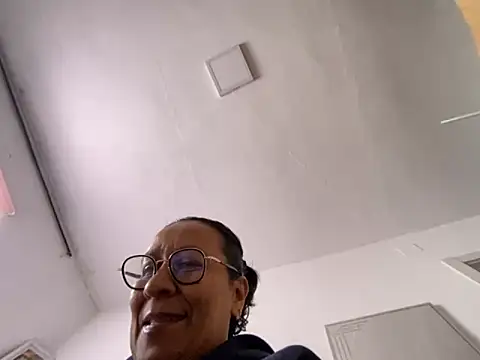 sweeviolet online show from 24, 9, 2025