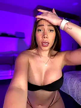 Snapshot of Condes_carmen chatting on 6, 11, 2025 Condes carmen online show from 6, 11, 2025