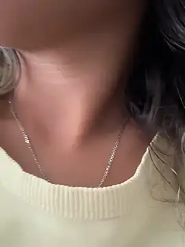 Snapshot of Mila_Morgan chatting on 28, 1, 2025 Mila Morgan online show from 28, 1, 2025