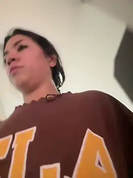 Snapshot of Mila_Morgan chatting on 4, 2, 2026 Mila Morgan online show from 4, 2, 2026