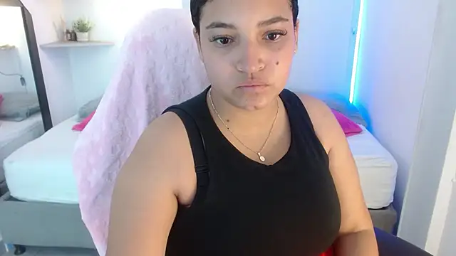 Julia Boobs online show from 3, 10, 2025