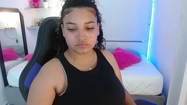 Julia Boobs online show from 7, 10, 2025
