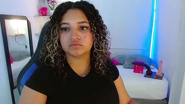 Julia Boobs online show from 9, 10, 2025