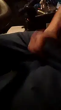 Snapshot of TuBandi2 chatting on 14, 2, 2025 TuBandi2 online show from 14, 2, 2025