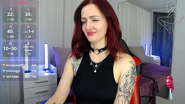 Snapshot of ElisaJane chatting on 24, 12, 2024 ElisaJane online show from 24, 12, 2024