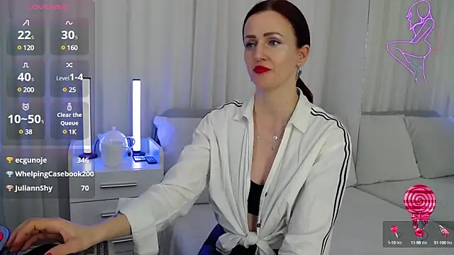 Snapshot of ElisaJane chatting on 12, 1, 2025 ElisaJane online show from 12, 1, 2025