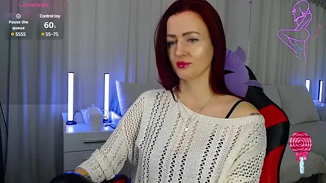 Snapshot of ElisaJane chatting on 21, 1, 2025 ElisaJane online show from 21, 1, 2025