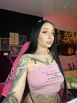 Snapshot of Molly__Moon chatting on 11, 12, 2024 Molly Moon online show from 11, 12, 2024