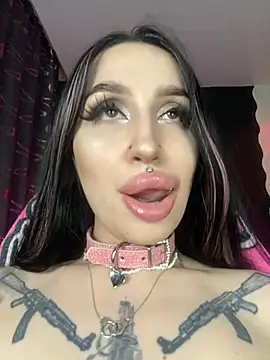 Snapshot of Molly__Moon chatting on 29, 12, 2024 Molly Moon online show from 29, 12, 2024