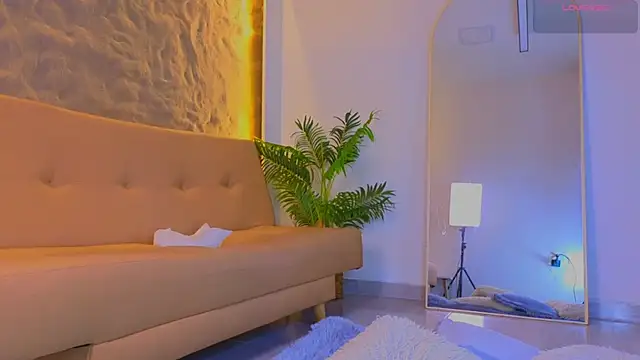 Snapshot of Isa__Blanc chatting on 9, 1, 2026 Isa Blanc online show from 9, 1, 2026