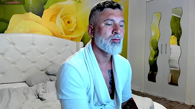 BlowMyXXL online show from 5, 11, 2025