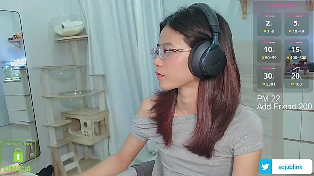 Snapshot of littlemiilk chatting on 15, 12, 2025 littlemiilk online show from 15, 12, 2025